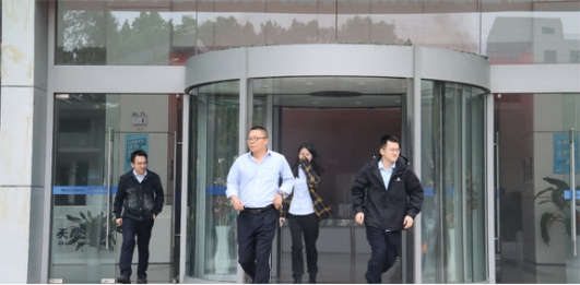 Τ��1946��(�й���)�ٷ���վ